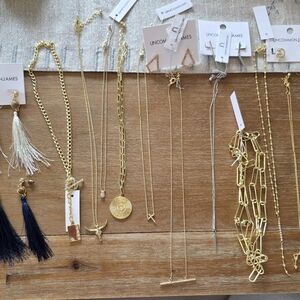 Uncommon James Gold and Silver Jewelry Set